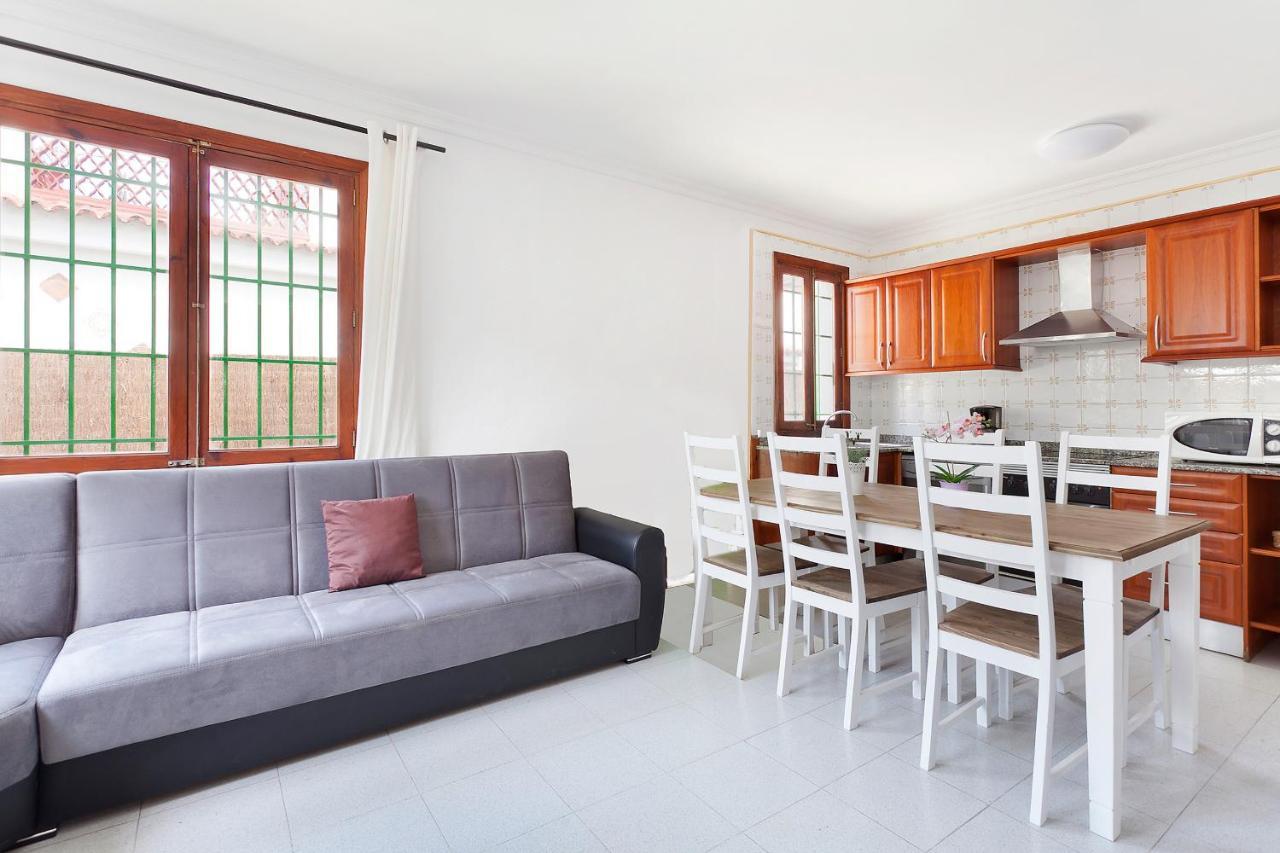 אל ארנל Villa Els Pins מראה חיצוני תמונה